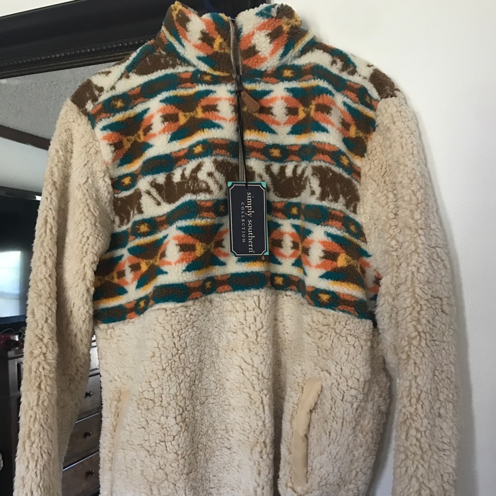 SOLD Simply Southern Bear Fleece Large